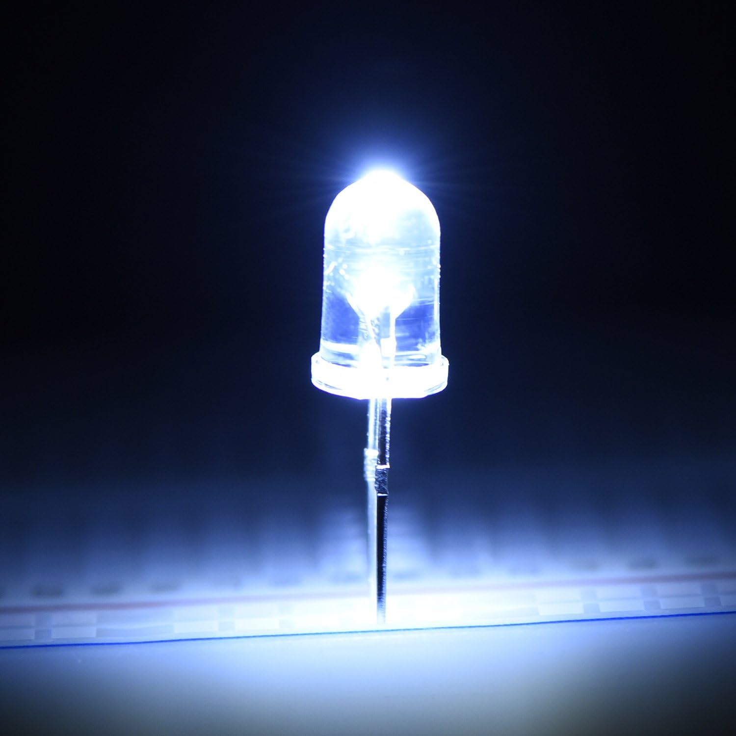 LED Bulb (Water Clear) 5mm 3V 20mA - Image 2